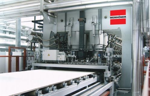 全屋定制工廠怎么選？四大核心維度助您避開行業陷阱，從網站設計窺見真章